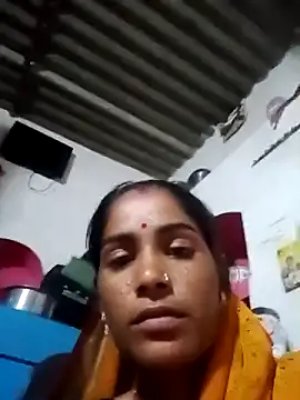 Snapshot of Maya_Rajput5 chatting on October 6, 2025, 4:48 pm Maya Rajput5 online show from October 6, 2025, 4:48 pm