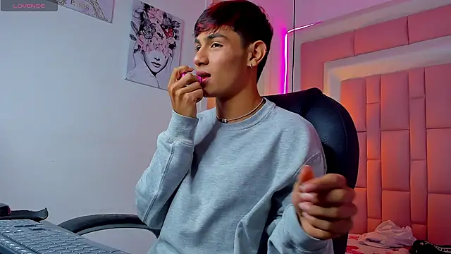 cherub  online show from December 19, 2025, 4:08 am