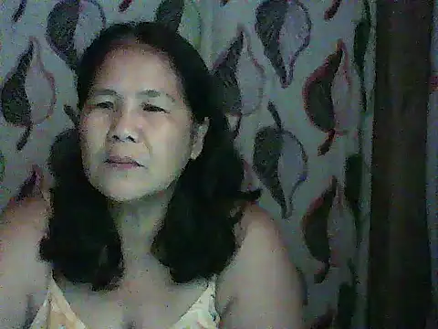 Snapshot of milagrose_rose chatting on October 1, 2025, 6:47 pm milagrose rose online show from October 1, 2025, 6:47 pm