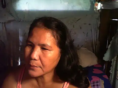 Snapshot of milagrose_rose chatting on October 21, 2025, 12:00 am milagrose rose online show from October 21, 2025, 12:00 am