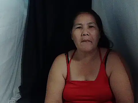 Snapshot of milagrose_rose chatting on March 21, 2026, 12:21 pm milagrose rose online show from March 21, 2026, 12:21 pm