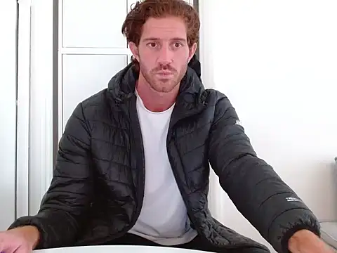 Snapshot of Italoalpha chatting on October 29, 2025, 9:33 am Italoalpha online show from October 29, 2025, 9:33 am