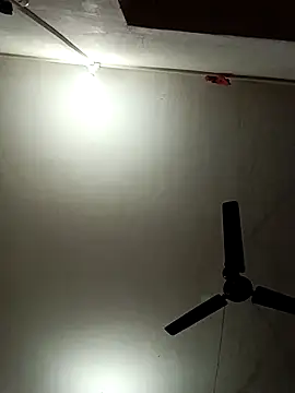 Hotty ruvi online show from October 2, 2025, 2:02 pm