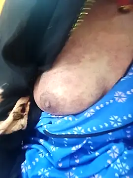 Hotty ruvi online show from October 11, 2025, 8:35 am