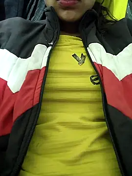 Hotty ruvi online show from October 30, 2025, 7:25 pm