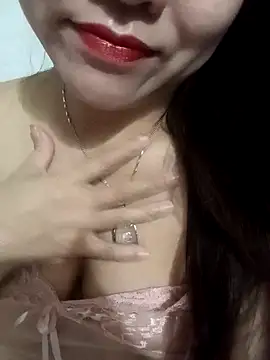 ZingCii online show from November 4, 2025, 5:12 pm