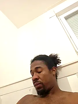 cracha online show from October 11, 2025, 3:17 am