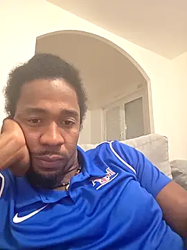 cracha online show from October 24, 2025, 12:08 am