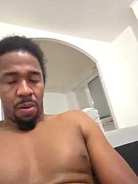 cracha online show from October 28, 2025, 11:40 pm