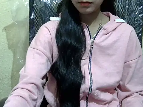 Snapshot of Shazi_1 chatting on November 12, 2025, 11:10 am Shazi 1 online show from November 12, 2025, 11:10 am