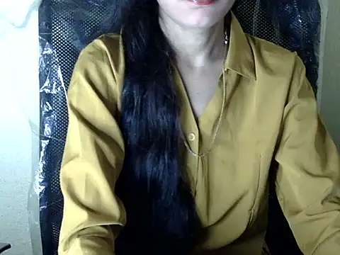 Snapshot of Shazi_1 chatting on November 17, 2025, 2:23 pm Shazi 1 online show from November 17, 2025, 2:23 pm