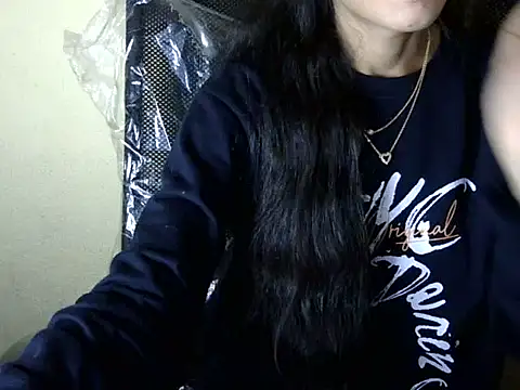 Snapshot of Shazi_1 chatting on November 26, 2025, 3:35 pm Shazi 1 online show from November 26, 2025, 3:35 pm