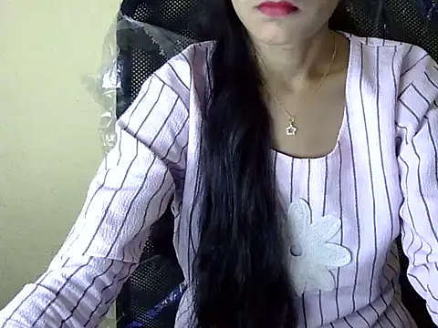 Snapshot of Shazi_1 chatting on November 30, 2025, 3:21 am Shazi 1 online show from November 30, 2025, 3:21 am