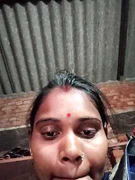 Katrina kaif143 online show from November 6, 2025, 12:06 pm