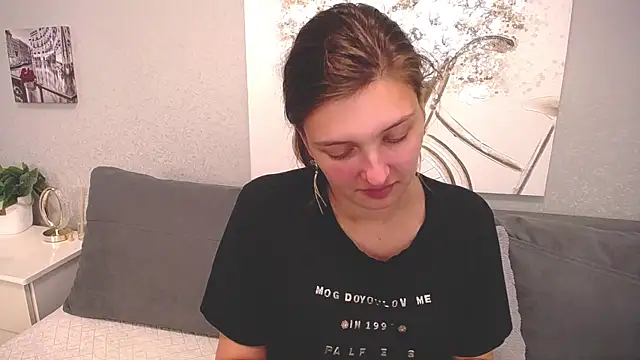 AlisaPeres online show from October 13, 2025, 12:49 pm