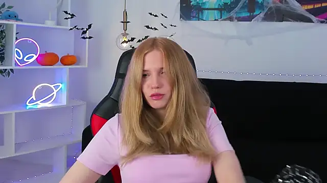 MelissaLiss online show from October 25, 2025, 3:07 pm