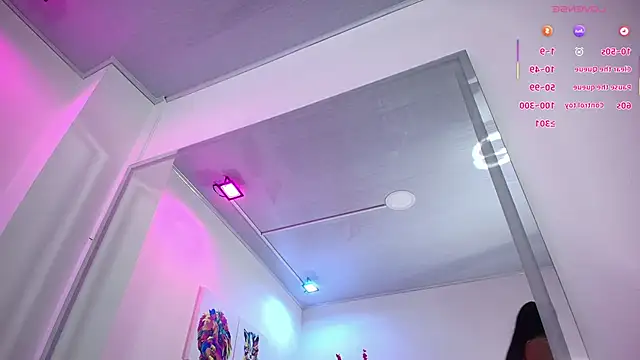 Gabriela milani online show from December 1, 2025, 7:41 pm