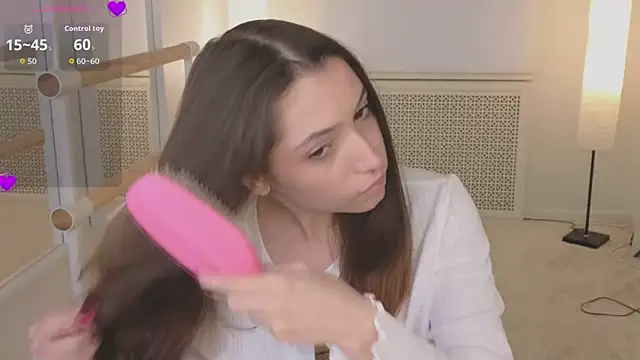 Snapshot of slow_flower chatting on November 17, 2025, 12:11 pm slow flower online show from November 17, 2025, 12:11 pm