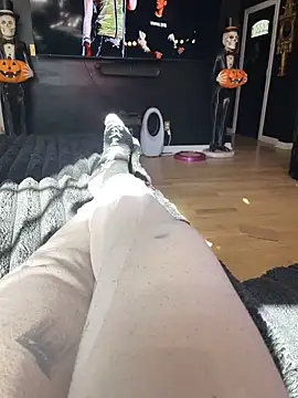 Succubus Vampira online show from October 10, 2025, 6:40 pm