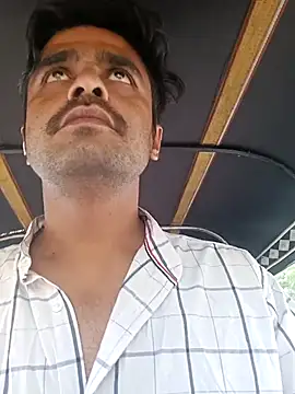 Snapshot of puneriboy32 chatting on November 13, 2025, 10:47 am puneriboy32 online show from November 13, 2025, 10:47 am