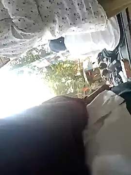 Snapshot of puneriboy32 chatting on November 18, 2025, 6:29 am puneriboy32 online show from November 18, 2025, 6:29 am