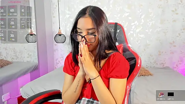 Snapshot of Luciaoregon chatting on October 16, 2025, 1:34 pm Luciaoregon online show from October 16, 2025, 1:34 pm