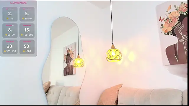 Samara Smith04 online show from October 18, 2025, 7:03 pm