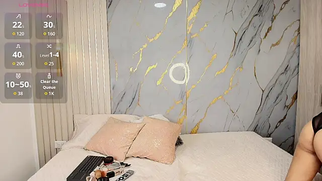 Samara Smith04 online show from November 21, 2025, 12:26 pm