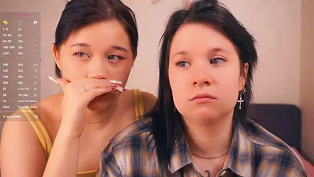 EviaVanveen online show from December 22, 2025, 7:49 am