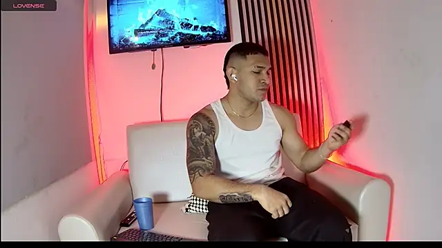 venedic bull online show from November 12, 2025, 4:13 am