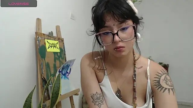 Lia Carter  online show from April 11, 2026, 12:48 am