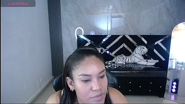 Snapshot of kamala_a chatting on October 10, 2025, 3:38 am kamala a online show from October 10, 2025, 3:38 am