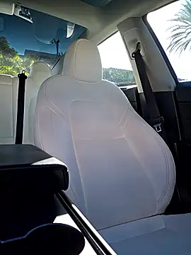 Roddog18 online show from December 3, 2025, 9:57 pm