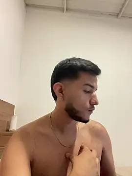 AndrewBlackee online show from June 4, 2026, 5:46 am