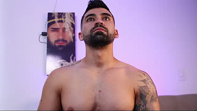 Snapshot of SOY_MIKE chatting on February 12, 2026, 2:23 pm SOY MIKE online show from February 12, 2026, 2:23 pm