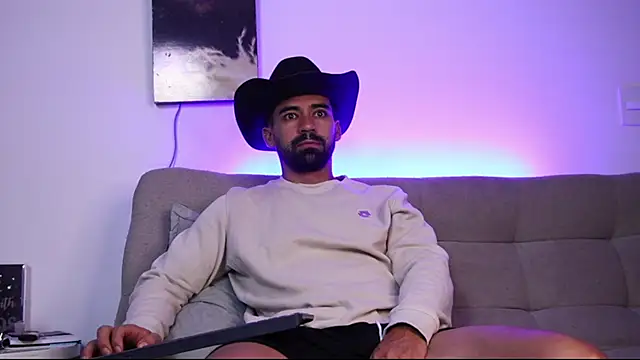 Snapshot of SOY_MIKE chatting on February 17, 2026, 10:23 am SOY MIKE online show from February 17, 2026, 10:23 am