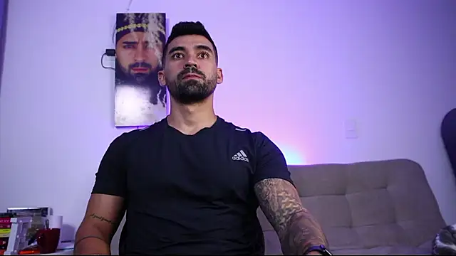 Snapshot of SOY_MIKE chatting on February 27, 2026, 12:21 am SOY MIKE online show from February 27, 2026, 12:21 am