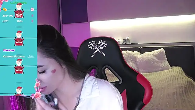 AlmaryKim online show from December 25, 2024, 7:34 pm