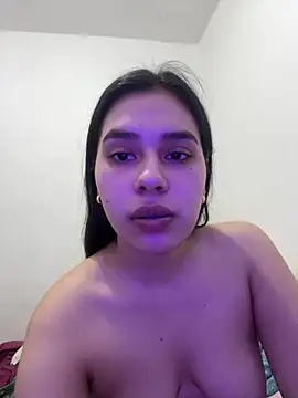 Snapshot of Brianna_bunny05 chatting on June 26, 2026, 4:06 am Brianna bunny05 online show from June 26, 2026, 4:06 am