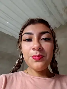 Sweed-virgin-pussy online show from November 30, 2025, 3:38 pm