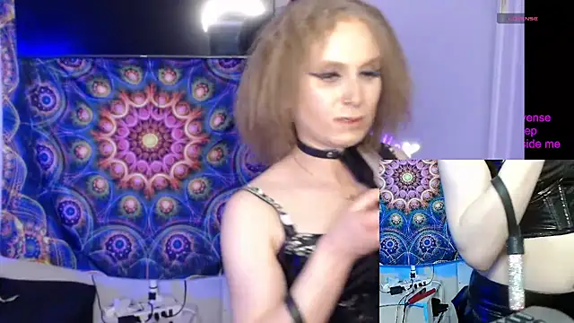 cinderellie online show from December 3, 2025, 4:53 am