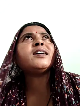 Monalisa22y online show from October 21, 2025, 5:52 am
