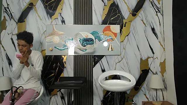 VERY HOT GUYS online show from March 25, 2026, 1:11 am