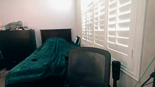 youngasianboy2007 online show from October 9, 2025, 10:52 pm