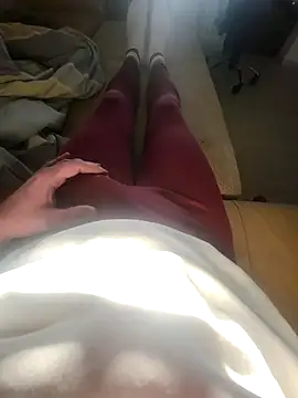 rezzzze online show from November 22, 2025, 2:38 pm