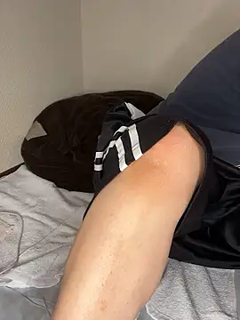 kumatan3434 online show from October 10, 2025, 1:10 pm