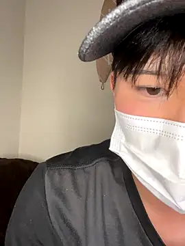 kumatan3434 online show from October 18, 2025, 1:34 pm