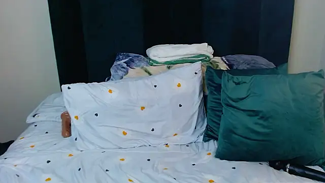 MissBubbles04 online show from January 14, 2026, 10:36 pm