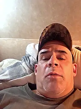 Snapshot of DeeBestEver chatting on January 13, 2026, 9:25 am DeeBestEver online show from January 13, 2026, 9:25 am