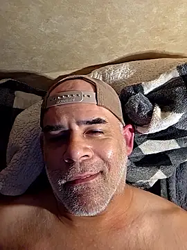 Snapshot of DeeBestEver chatting on February 7, 2026, 5:05 pm DeeBestEver online show from February 7, 2026, 5:05 pm